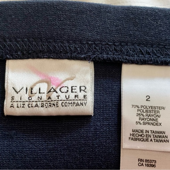 032 LIZ CLAIBORNE Villager navy maxi plus skirt - Picture 3 of 3